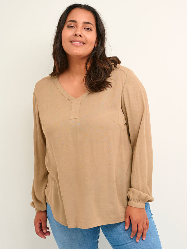 KCAMI - Plus Size Blus fra Kaffe Curve