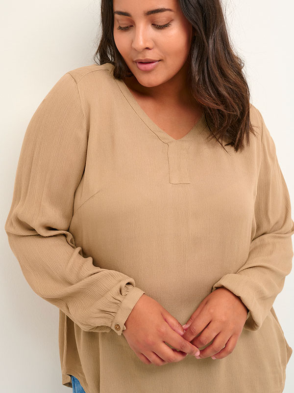 KCAMI - Plus Size Blus fra Kaffe Curve