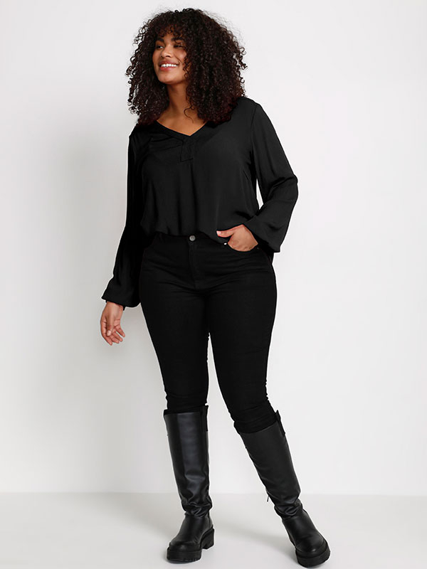 AMI - Plus Size Blus fra Kaffe Curve