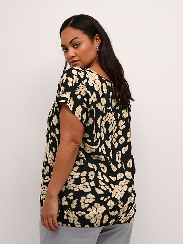 KCBELLA - Plus Size Blus fra Kaffe Curve