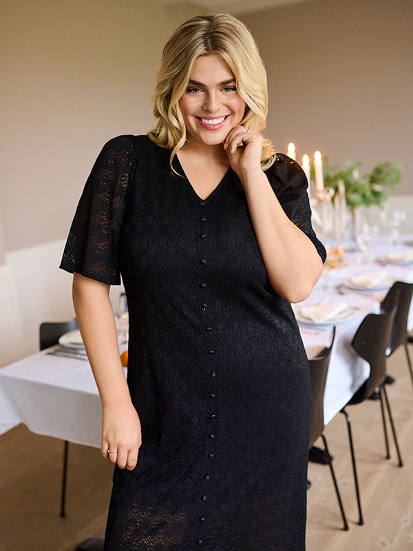 KCSAMALIA - Plus Size Klänning fra Kaffe Curve