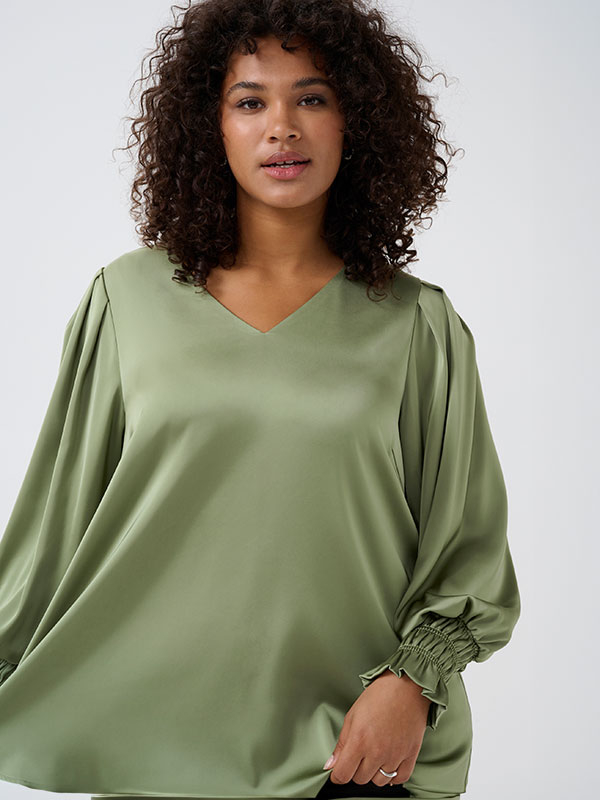 KCHILLA - Plus Size Blus fra Kaffe Curve