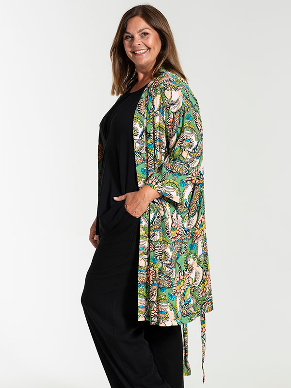 BRINETTE - Plus Size Kimono fra Gozzip