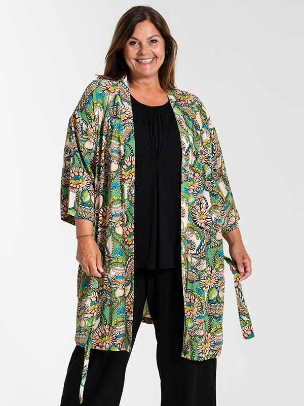 BRINETTE - Plus Size Kimono fra Gozzip