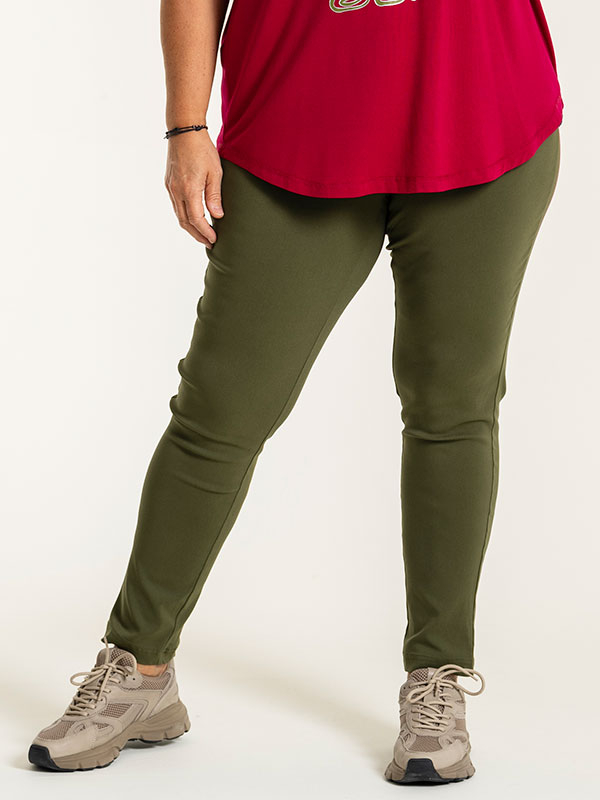 CLARA - Plus Size Leggings fra Gozzip