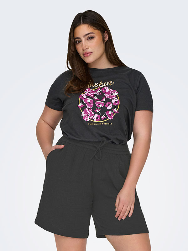 CARTHYRA - Plus Size Shorts fra Only Carmakoma