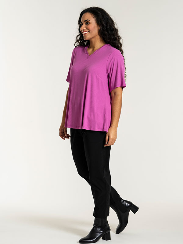 LYKKE - Plus Size T-shirt fra Studio